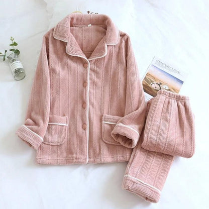 Pyjama polaire rose, idéal pour tenue d'intérieur confortable