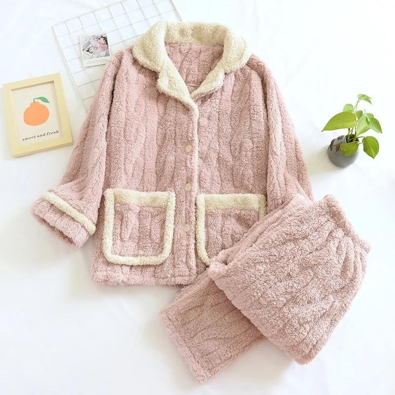 Fermeture à boutons du haut du pyjama pilou pilou