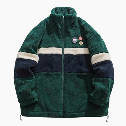 Vue de face d'une veste verte en moumoute pour femme