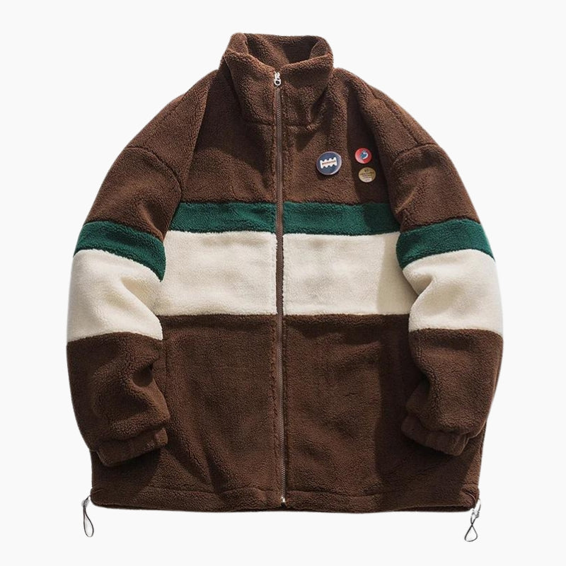 Vue de face d'une veste ample en moumoute marron