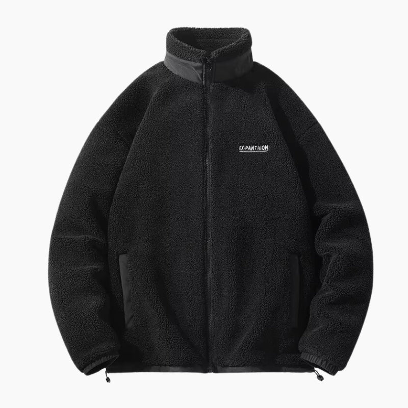 Vue de face de la veste noire en Pilou Pilou