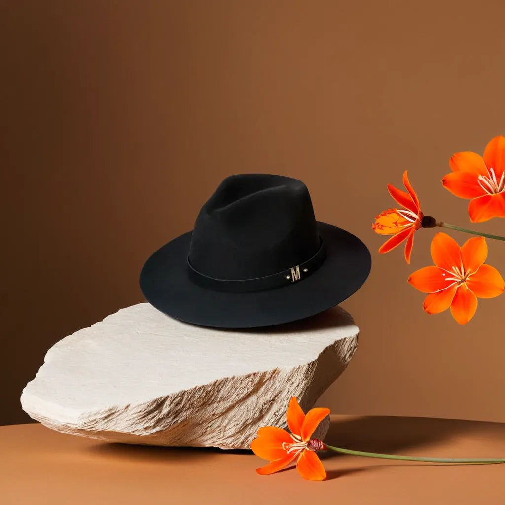 Gros plan sur la texture en suède d'un chapeau