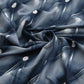 Housse à motifs géométriques sur coussin de salon