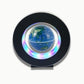 Vue rapprochée du globe en lévitation sur support noir