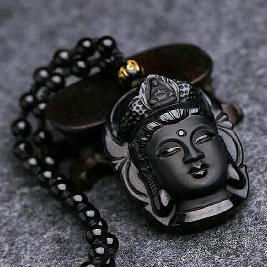 Détail du pendentif Bouddha, obsidienne polie