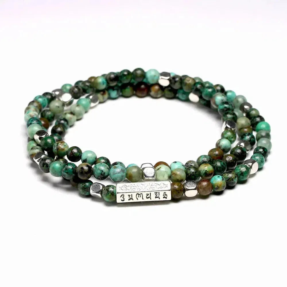 Ensemble complet du Mala turquoise avec perles et symbole Om