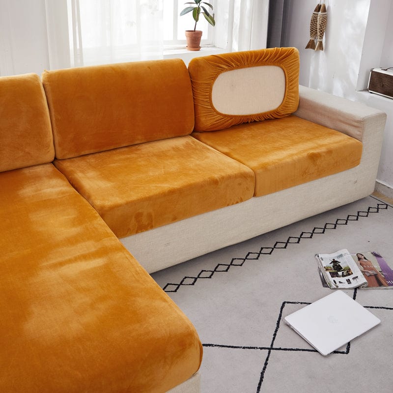 Gros plan sur la texture douce du velours orange