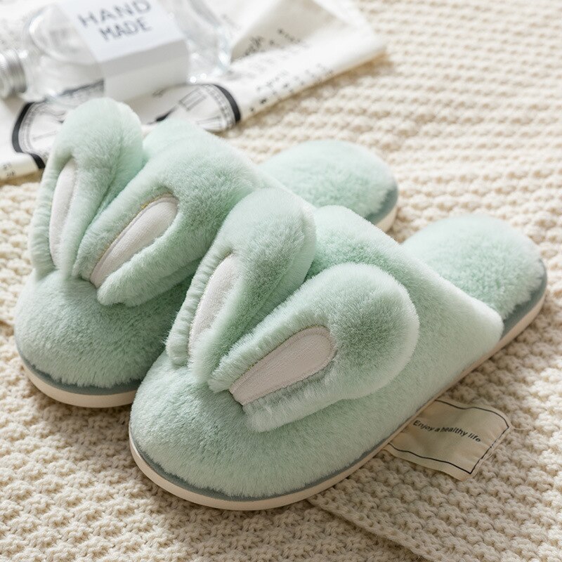 Pantoufles roses moelleuses avec oreilles de lapin amusantes
