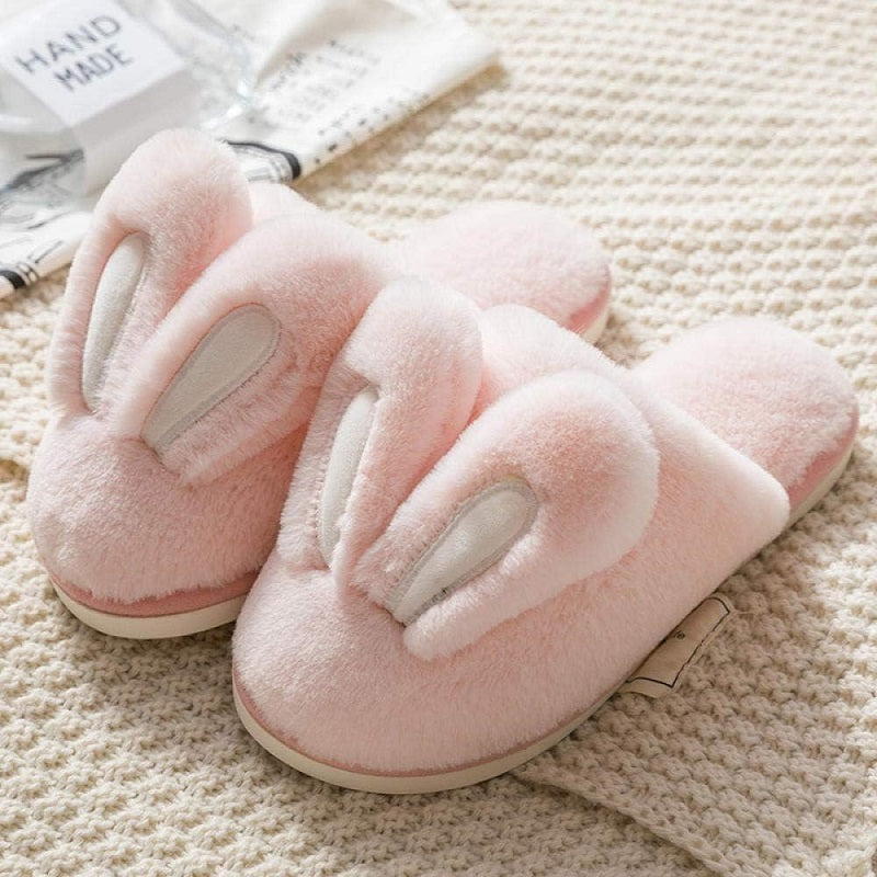 Pantoufles vertes avec oreilles de lapin en Pilou Pilou