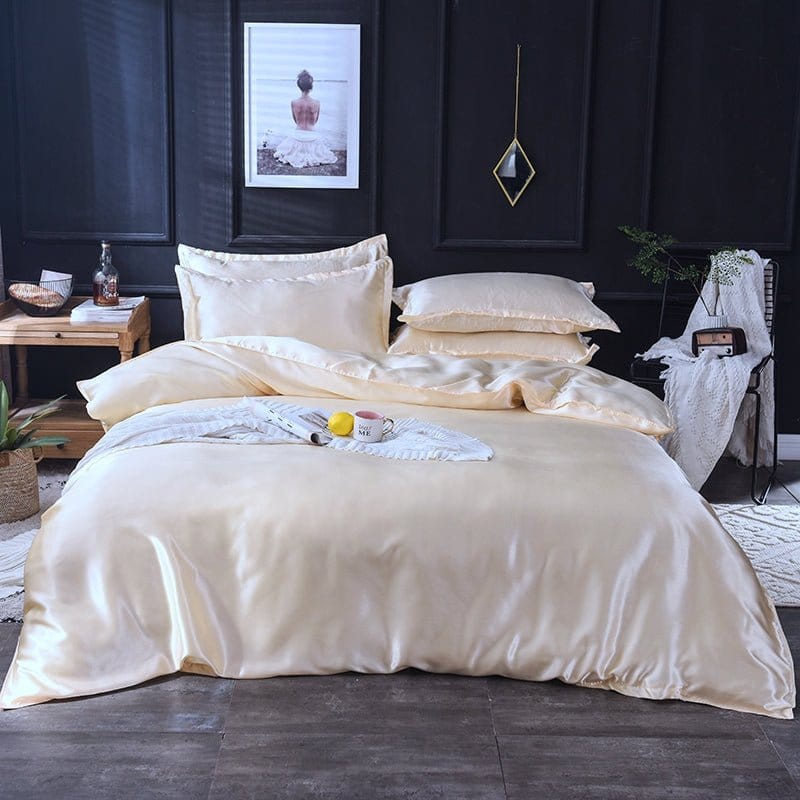 Parure de lit beige clair, harmonie de couleurs douces
