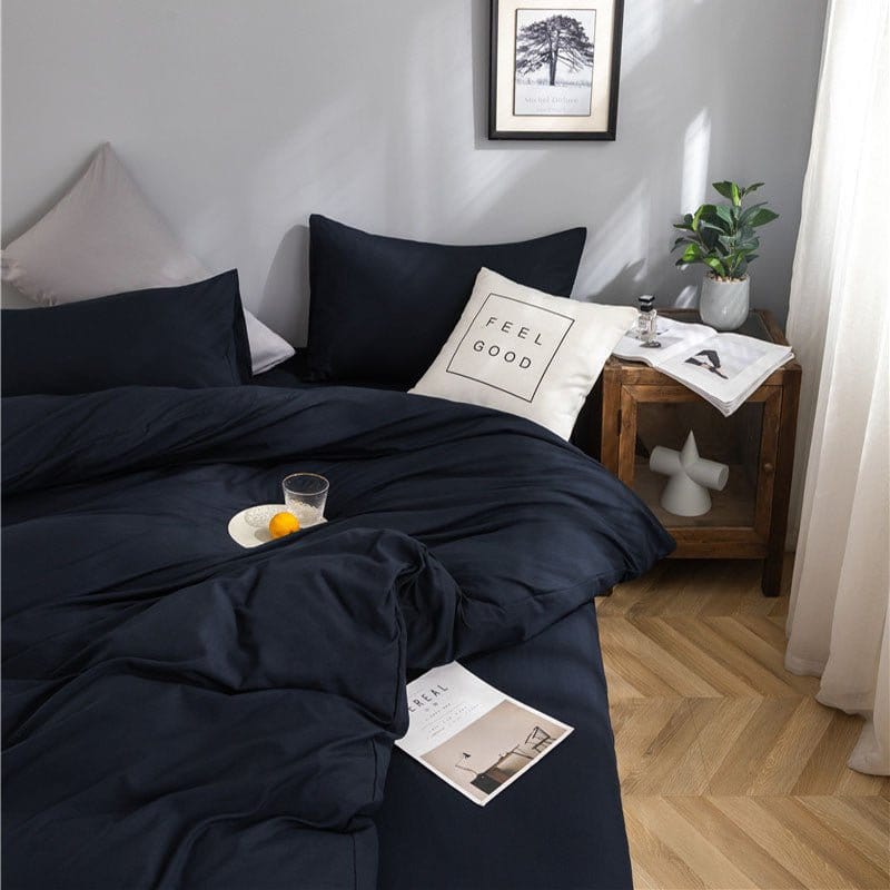 Drap-housse bleu marine ajusté avec coins élastiques
