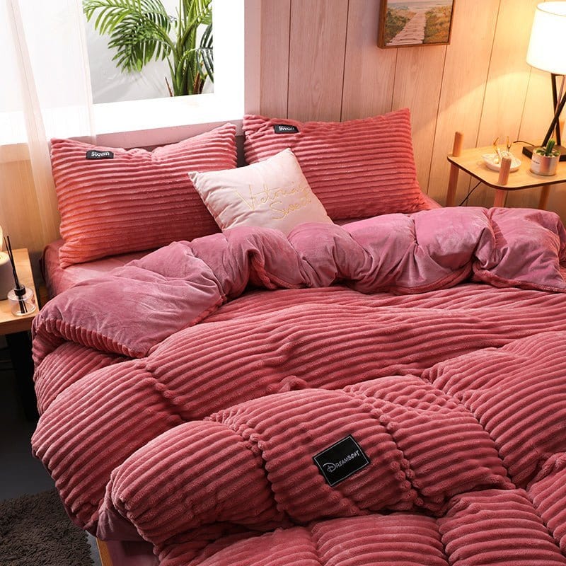 Parure de lit en velours rose avec drap-housse et taies d'oreiller