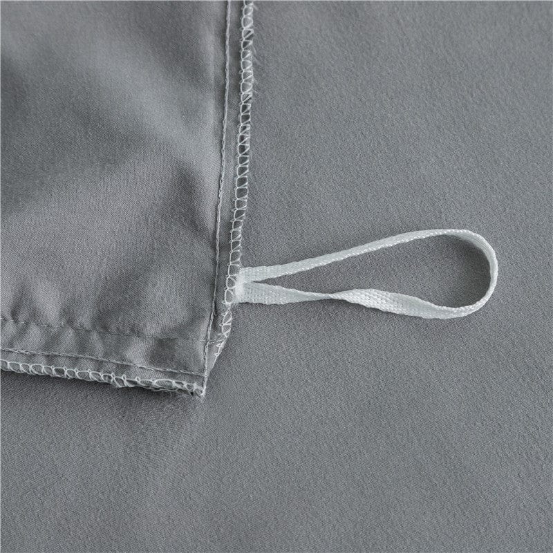 Housse de couette grise avec fermeture pratique et élégante
