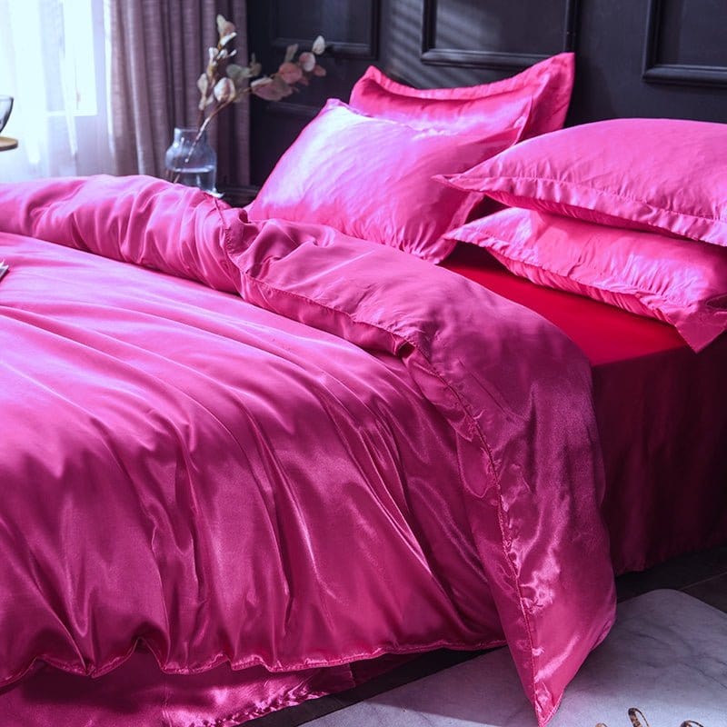 Vue d'ensemble de la parure de lit sur un lit double
