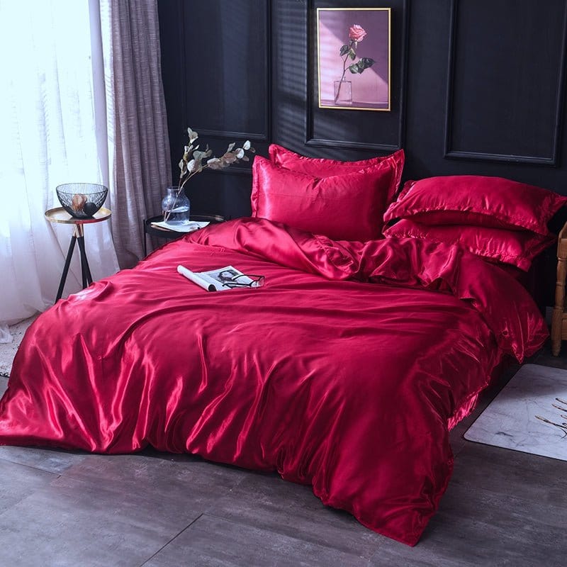 Détail de la texture douce et satinée du drap rouge