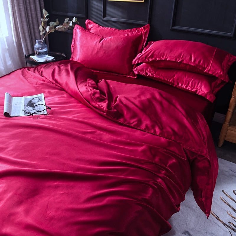 Gros plan sur la finition satinée du polyester rouge