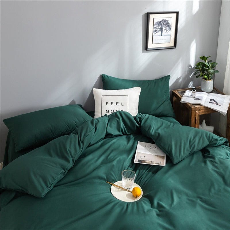 Parure de lit verte en tissu doux, vue d'ensemble de la chambre