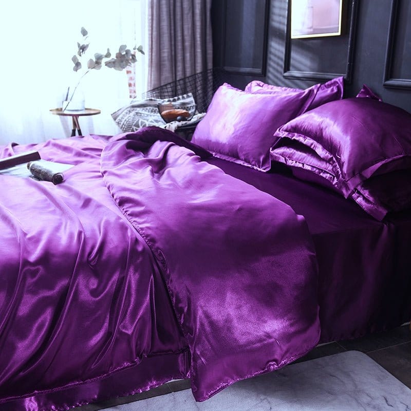 Détail des coutures sur la housse de couette violette