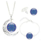 Collier fleur de vie entouré d'une demi-lune élégante