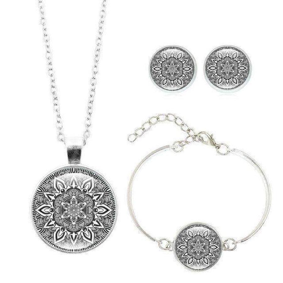 Vue rapprochée du pendentif mandala, couleurs variées