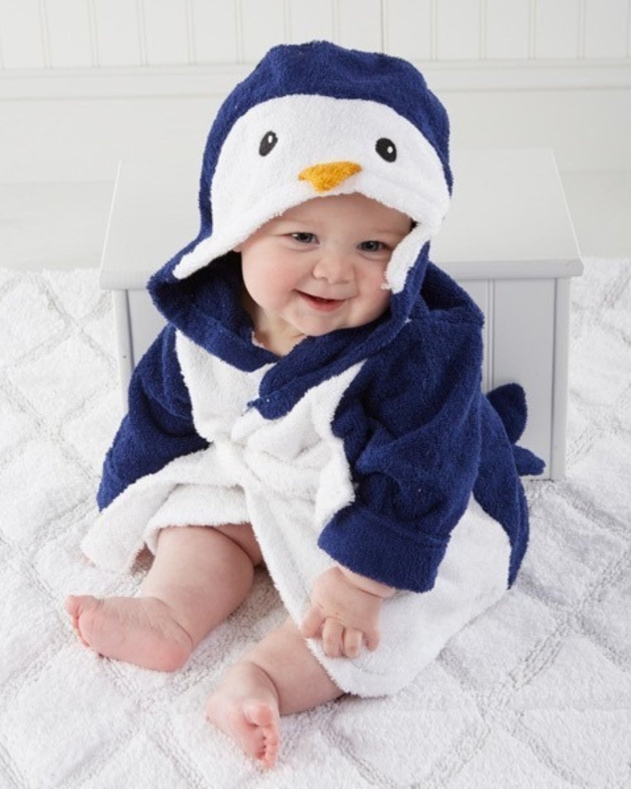 Peignoir bébé pingouin bleu marine en coton