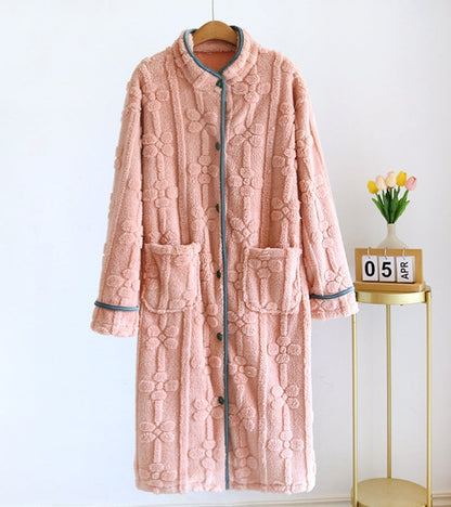 Peignoir rose avec poches, parfait pour la sortie du bain