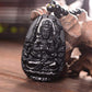 Détail du pendentif montrant Avalokitesvara en relief