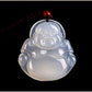 Vue de face du pendentif Bouddha en jade blanc
