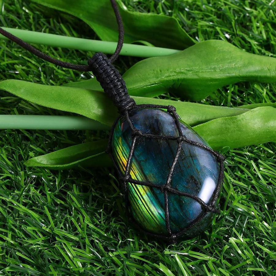 Labradorite irisée avec nuances de bleu et vert