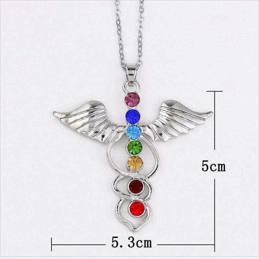 Pendentif en métal argenté avec sept pierres distinctes