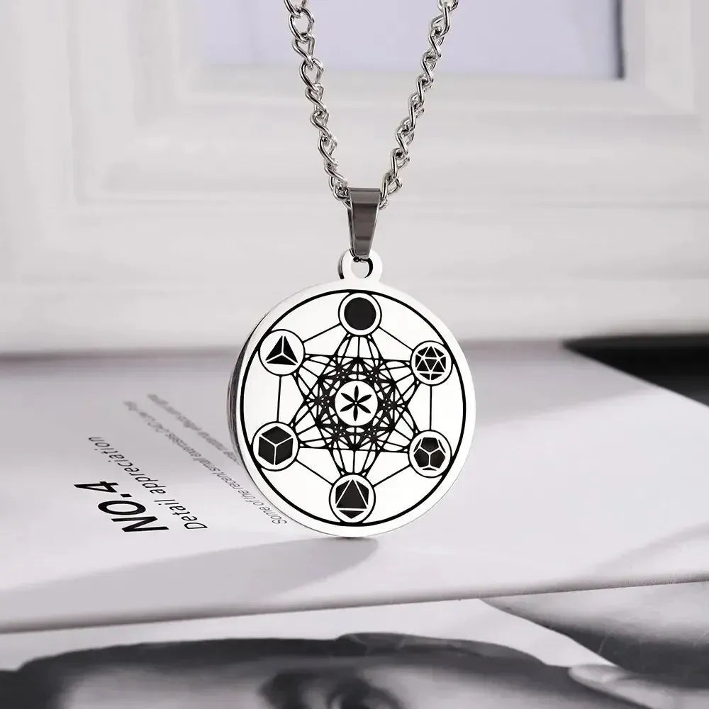 Pendentif Cube de Métatron en acier inoxydable, vue de face