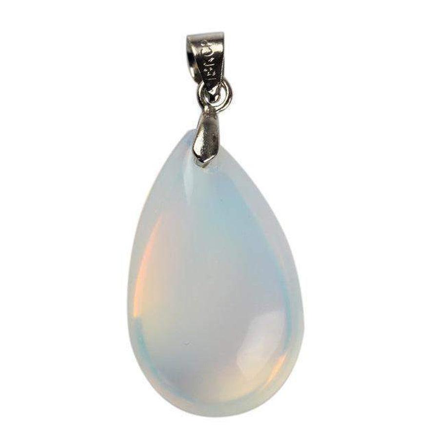 Ensemble de pendentifs en pierres de différentes couleurs