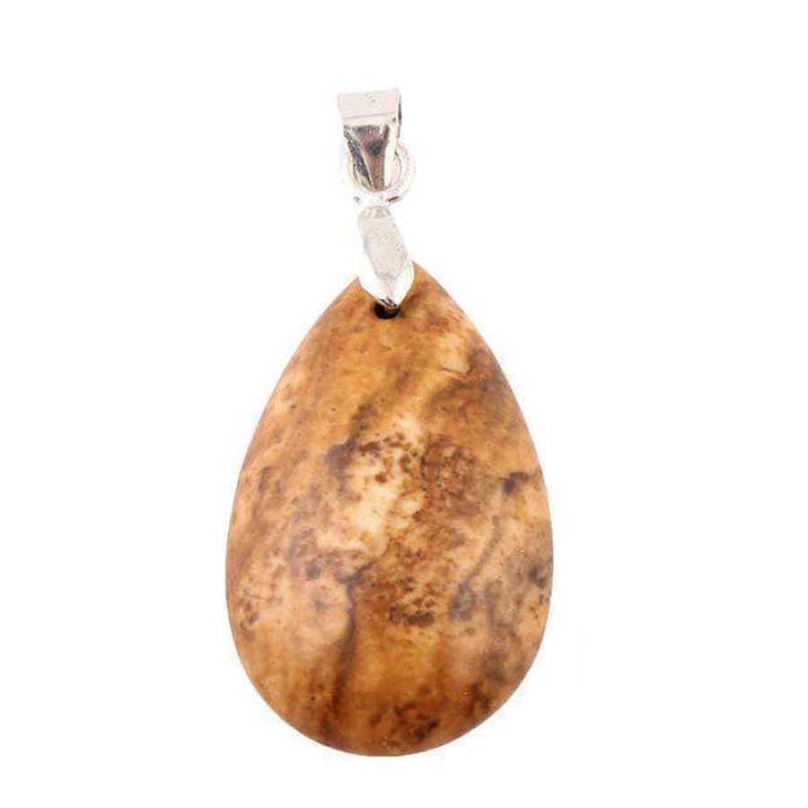 Collection de pendentifs en pierres naturelles alignés