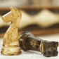 Pièce d'échecs en résine imitant le marbre