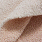 Texture matelassée du plaid avec motifs amusants