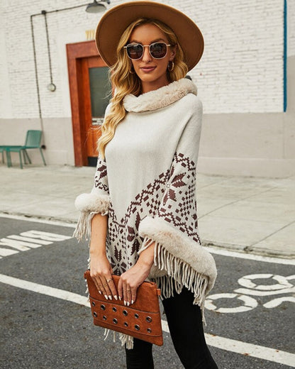 Poncho coloré avec motifs ethniques, vue latérale