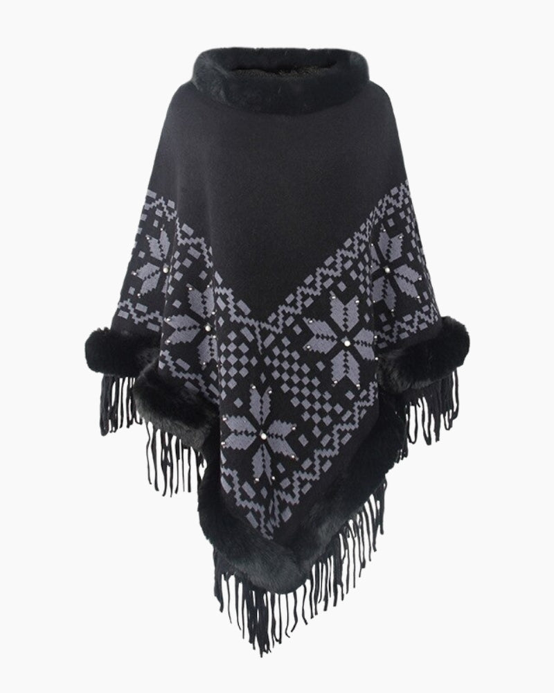 Mannequin portant le poncho, style décontracté