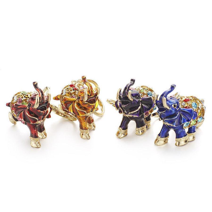 Vue de profil du porte-clés éléphant serti de cristaux