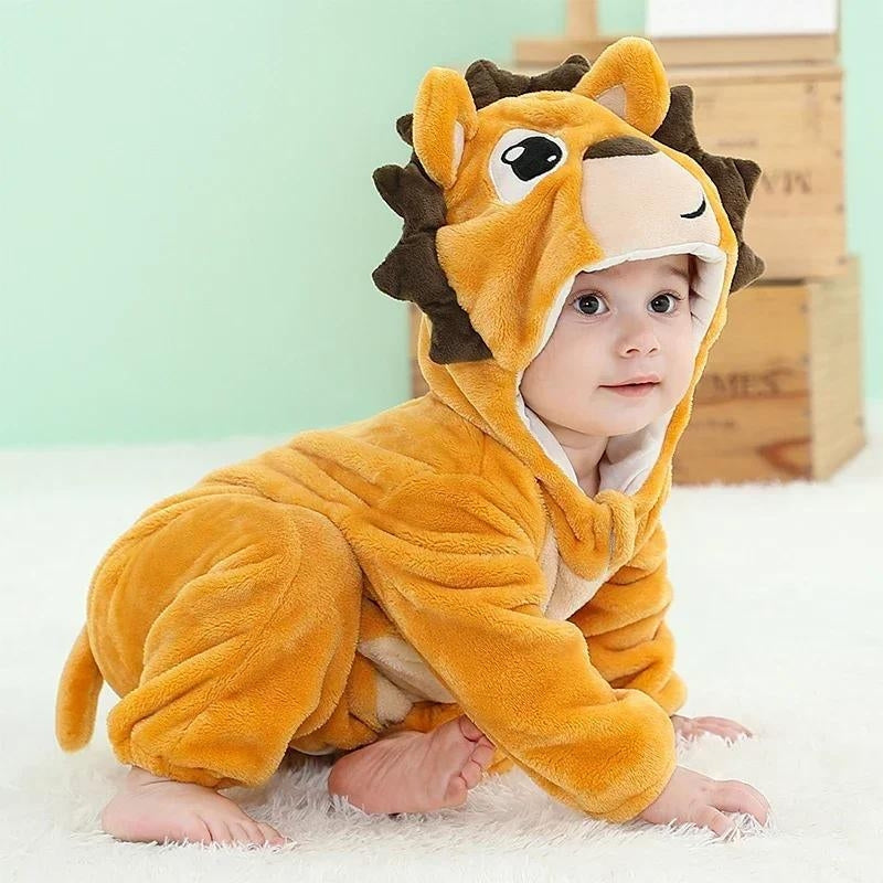 Pyjama bébé orange en Pilou polaire avec capuche lion
