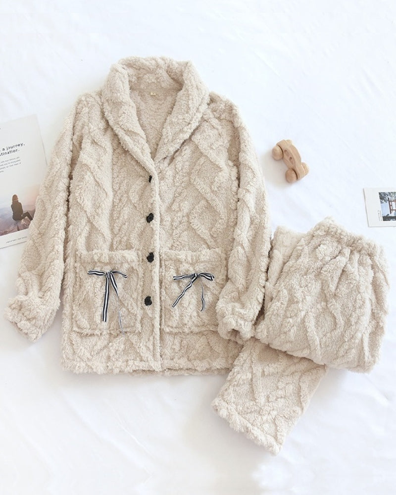 Pyjama flanelle femme avec col et fermeture à boutons