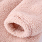 Vue de face du pyjama flanelle rose, col replié