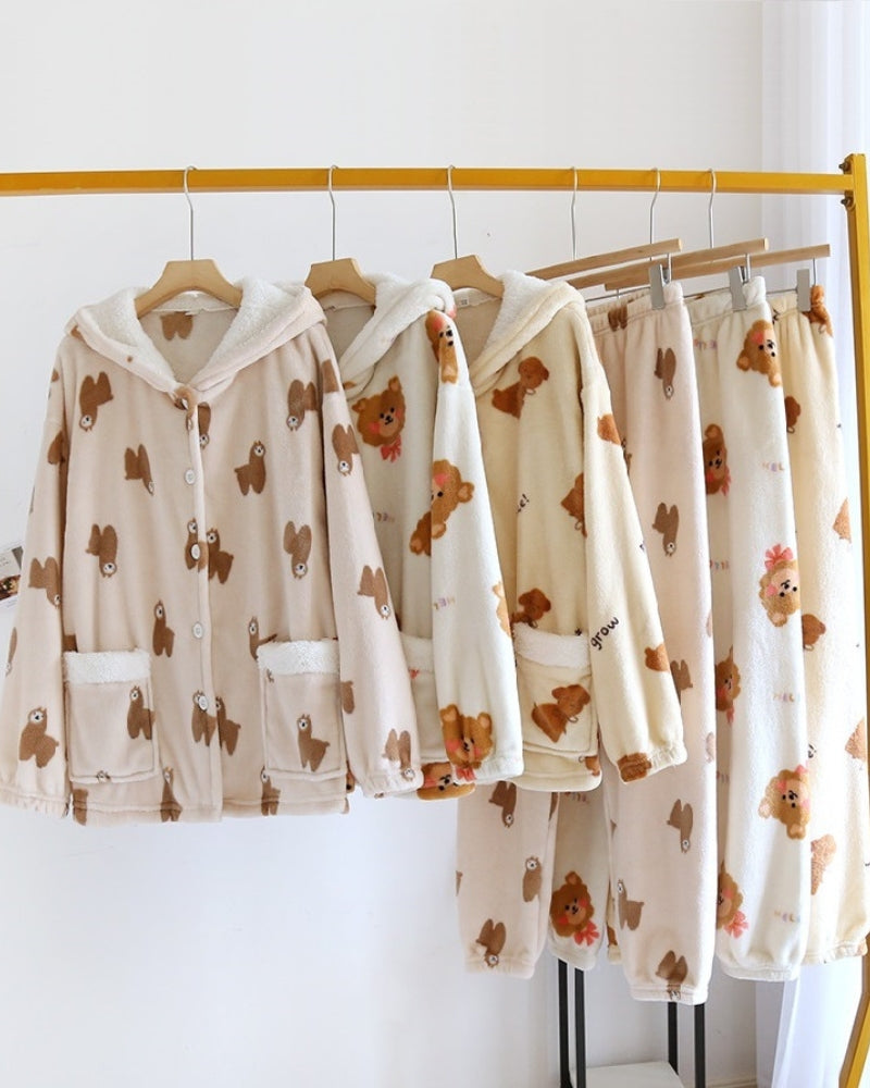 Pyjama beige clair en Pilou Pilou avec motifs animaux