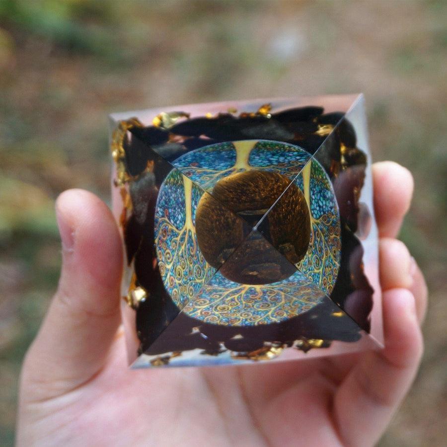 Détail de l'arbre de vie sur lit d'obsidiennes