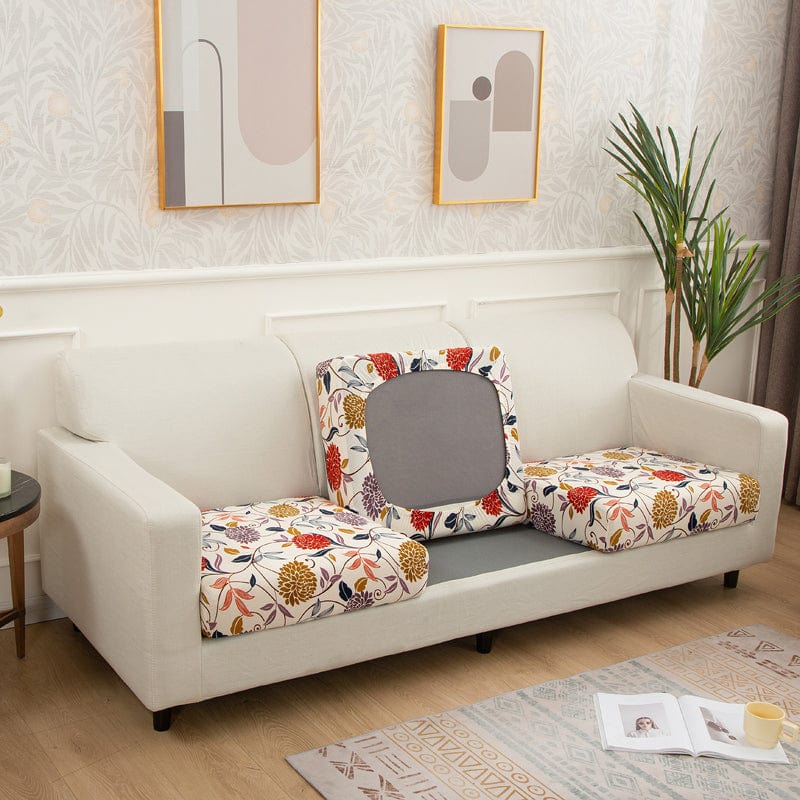 Housse de coussin rouge à motif floral vue de face