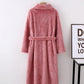 Robe de chambre rose pastel en laine avec col en V