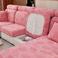 Housse polaire rose couvrant un coussin d'assise