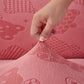 Détail de la texture moelleuse de la housse polaire