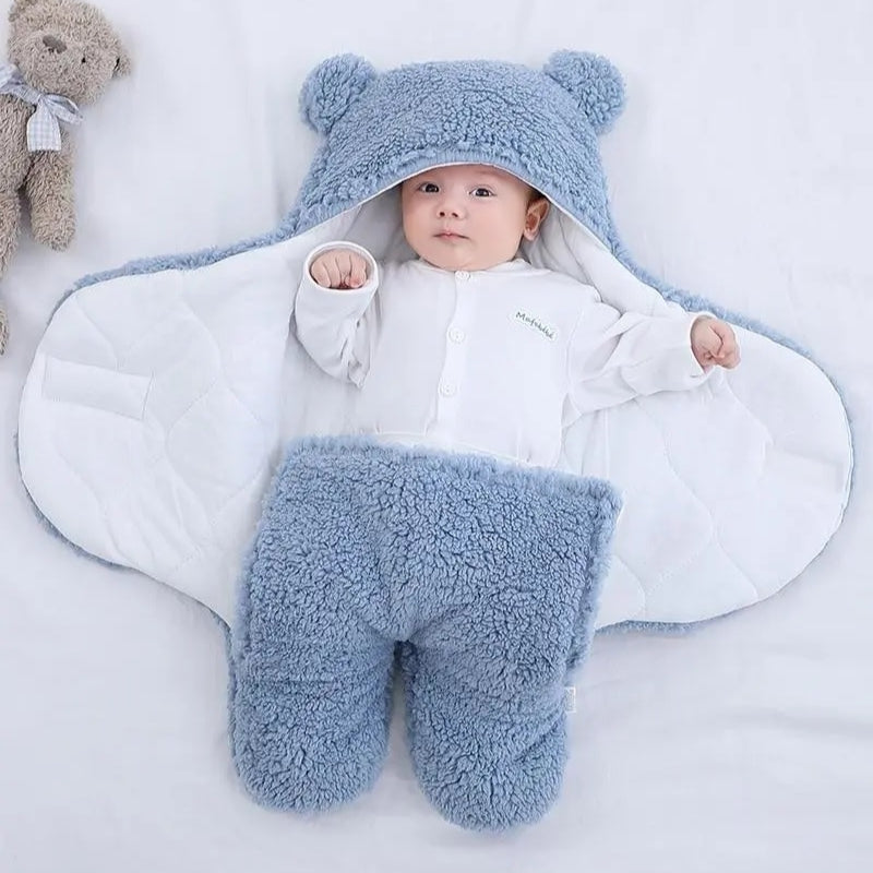Gros plan sur la matière Pilou Pilou douce et confortable