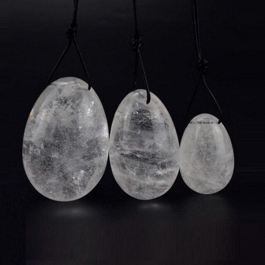 Set de trois œufs de Yoni en cristal de roche, différentes tailles
