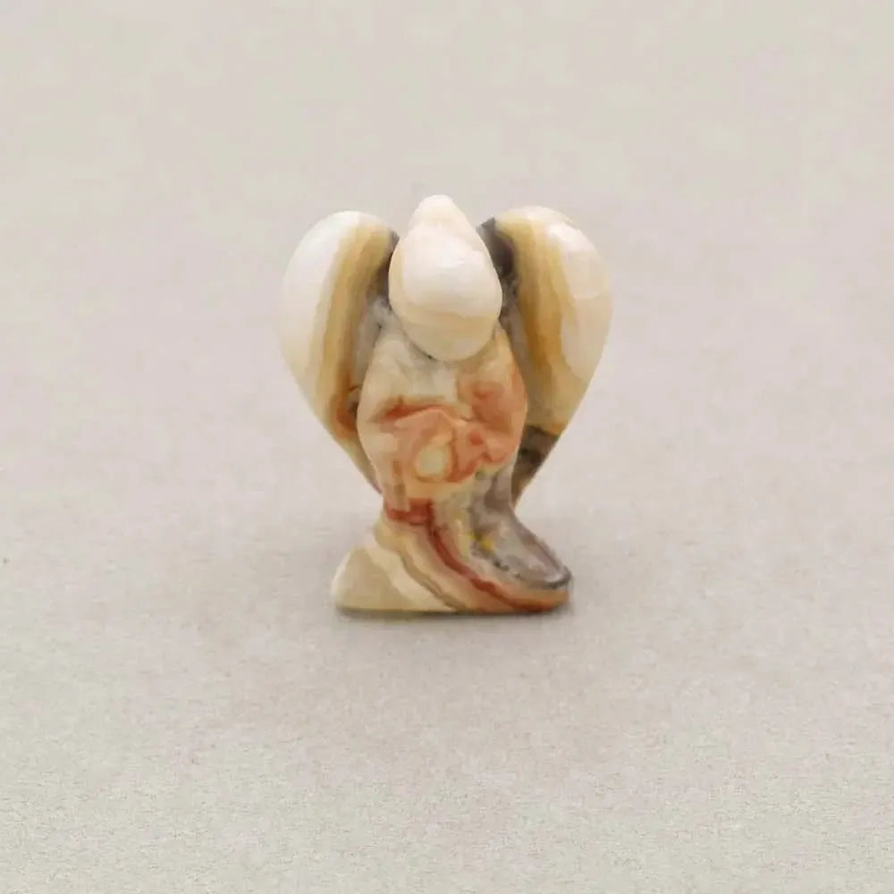 Ange en amazonite, expression sereine et douce